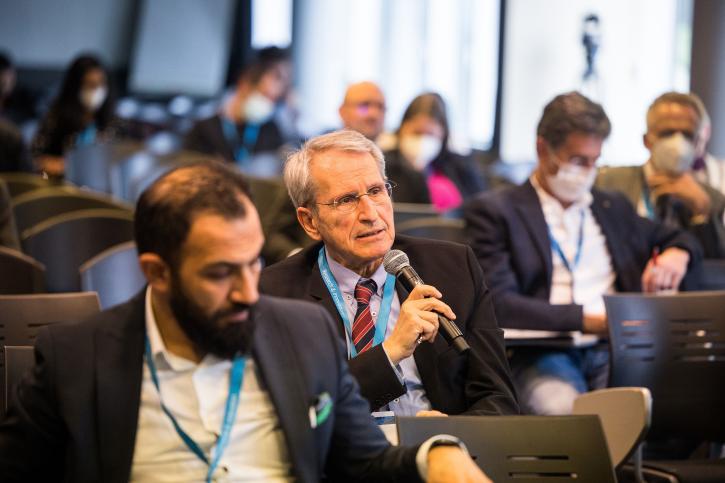 Pr. Samaras question